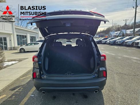 Used 2025 Ford Escape ST-Line image 25