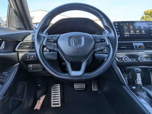 Used 2020 Honda Accord Sport image 15