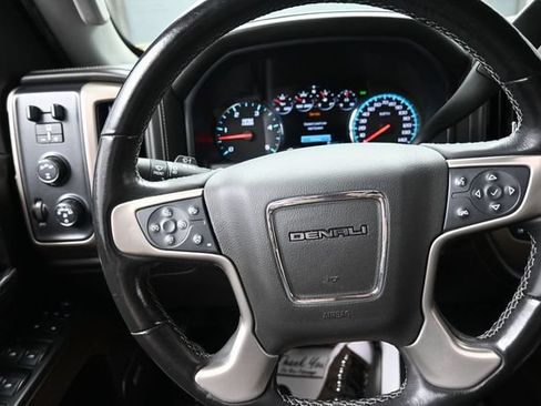 Used 2019 GMC Sierra 2500 Denali w/ Duramax Plus Package AWD/4WD image 8