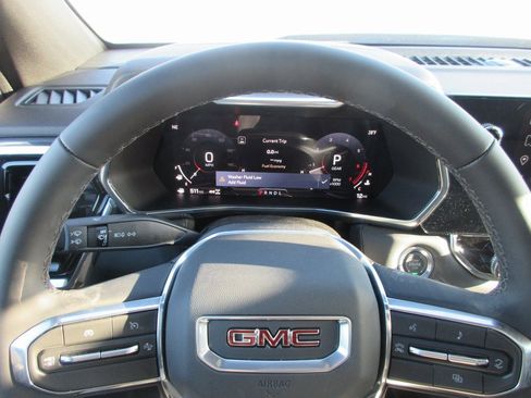 New 2026 GMC Canyon Elevation w/ Convenience Package image 17