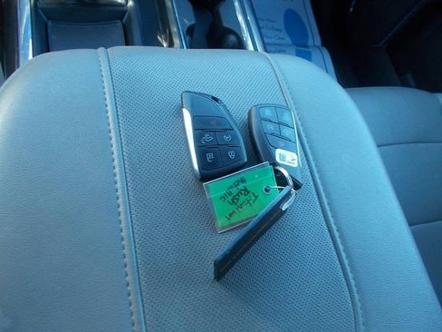 Used 2023 GMC Sierra 1500 SLT w/ SLT Premium Plus Package image 20