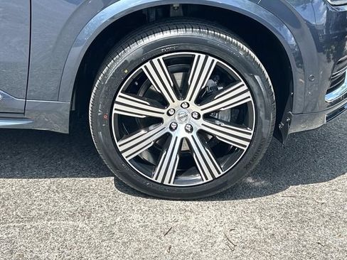 Used 2024 Volvo XC90 B6 Plus w/ Protection Package Premier AWD/4WD image 9