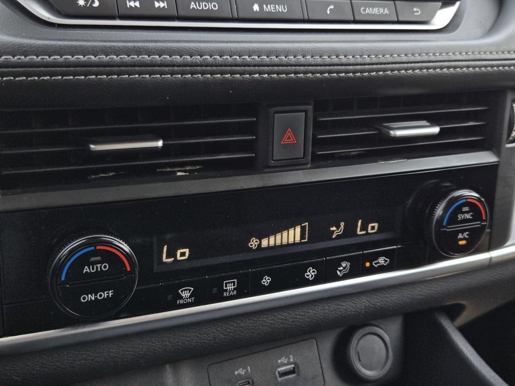 Certified 2023 Nissan Rogue SV FWD image 21