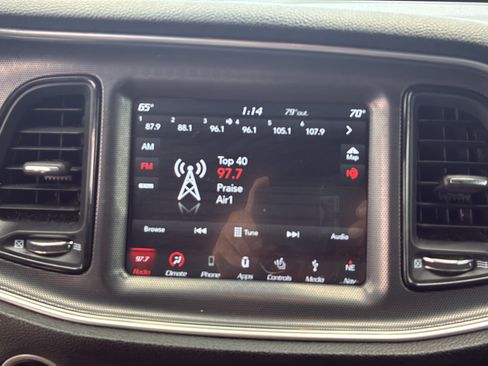 Used 2018 Dodge Challenger R/T Scat Pack w/ Dynamics Package RWD image 30