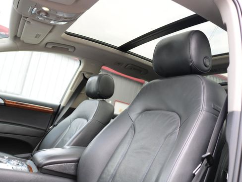 Used 2014 Audi Q7 3.0T Premium AWD/4WD image 17