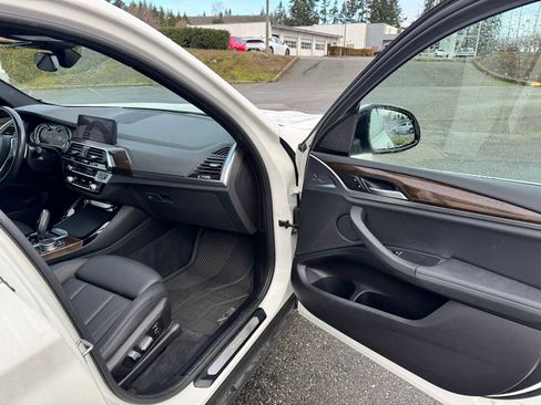 Used 2019 BMW X3 xDrive30i w/ Convenience Package image 10