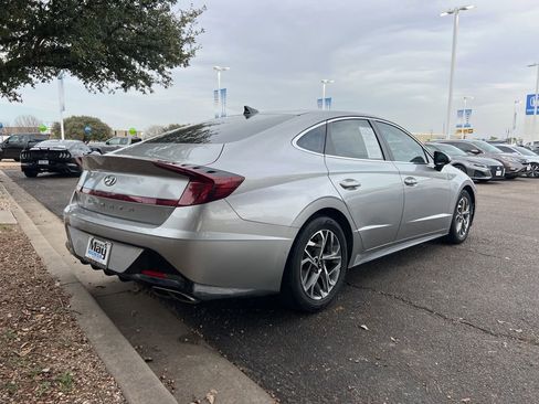 Used 2022 Hyundai Sonata SEL w/ Preferred Accessory Package image 7