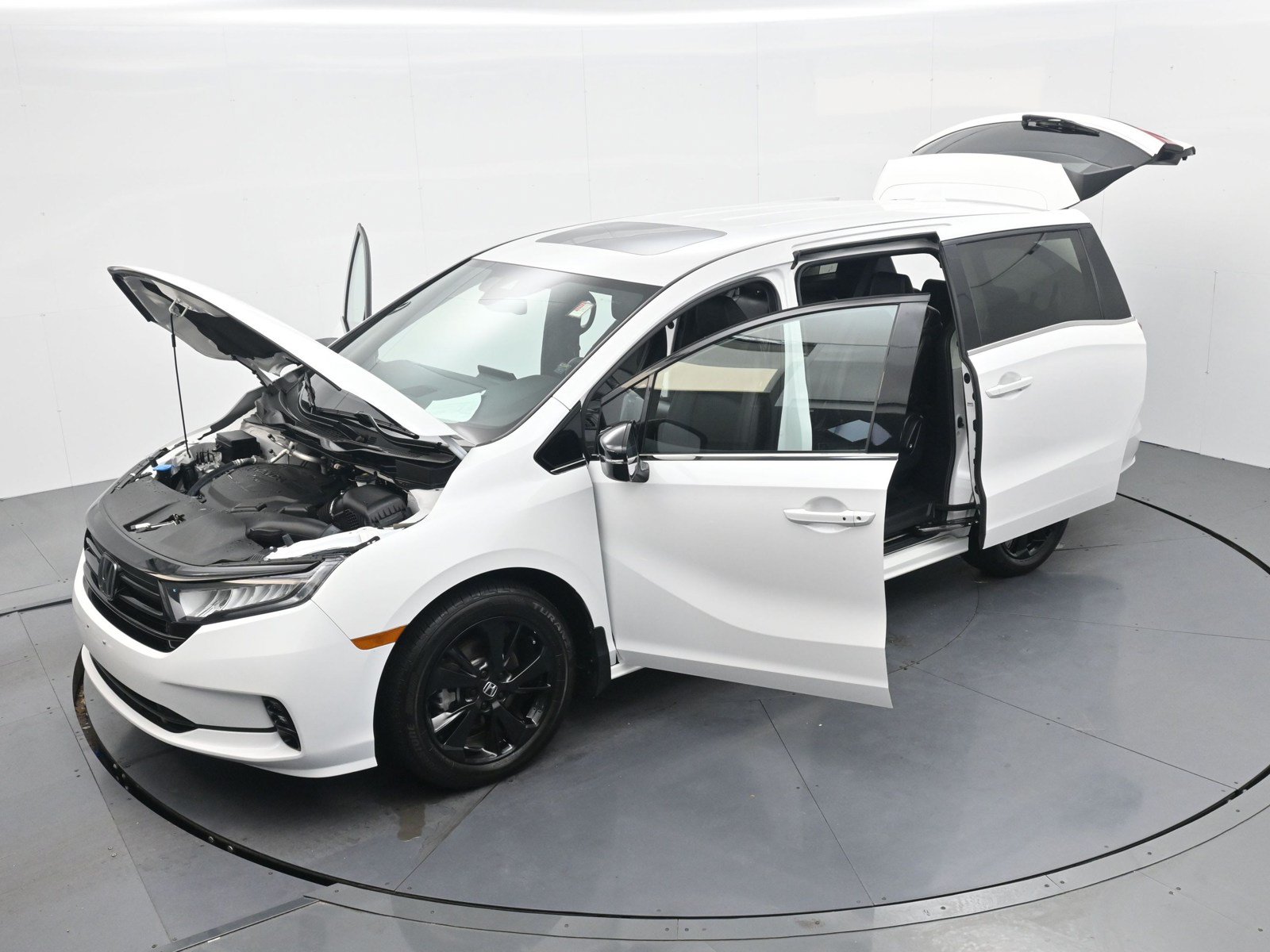 Used 2024 Honda Odyssey Sport image 34