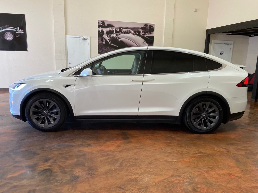 Used 2018 Tesla Model X AWD/4WD image 6