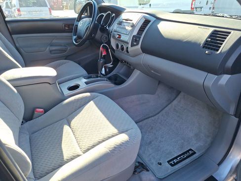 Used 2011 Toyota Tacoma 4x4 Access Cab V6 image 32