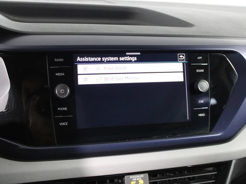 Used 2022 Volkswagen Taos SE FWD image 16