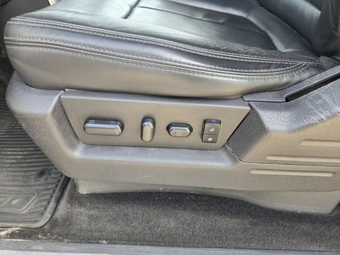 Used 2014 Ford F150 Platinum image 20