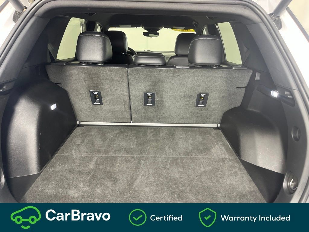 Used 2025 Chevrolet Equinox LT w/ Convenience Package II AWD/4WD image 21