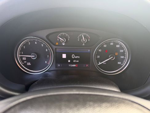 Used 2020 Buick Enclave Essence w/ Sound and Sites Package image 33