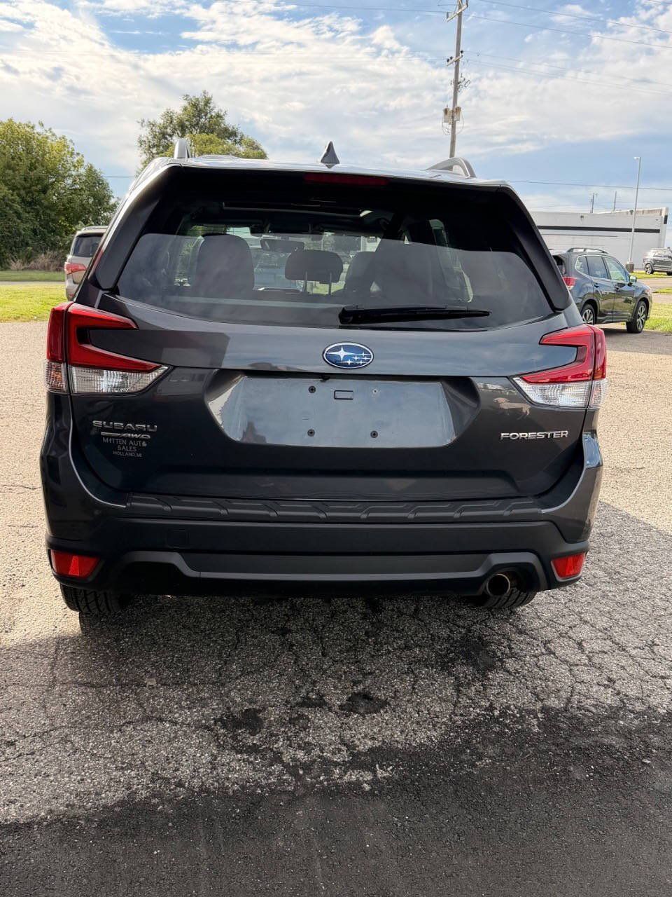 Used 2021 Subaru Forester Limited AWD/4WD image 5