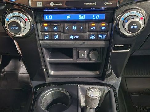 Used 2022 Toyota 4Runner TRD Pro AWD/4WD image 33