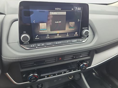 New 2026 Nissan Rogue SV w/ Cold Weather Package FWD image 20