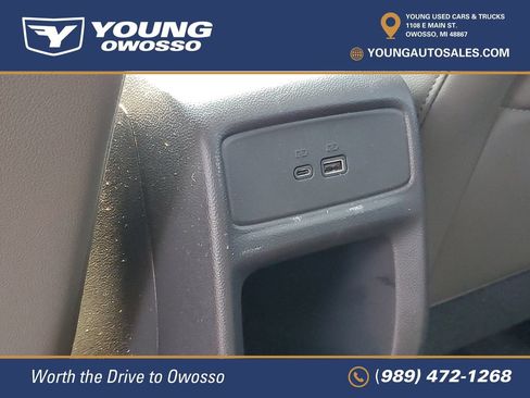 Used 2025 Chevrolet Trax ACTIV w/ Sunroof Package FWD image 30