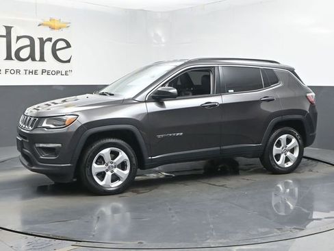 Used 2018 Jeep Compass Latitude w/ Popular Equipment Group AWD/4WD image 33