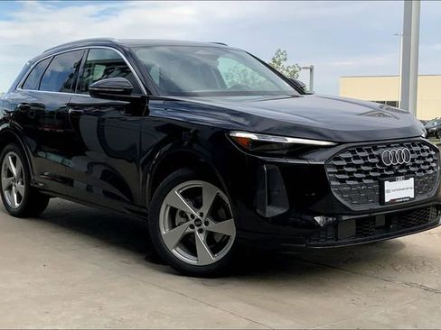 New 2025 Audi Q5 Premium Plus image 2