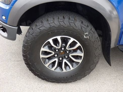 Used 2013 Ford F150 Raptor w/ Luxury Equipment Group AWD/4WD image 9