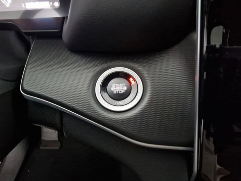 New 2025 Jeep Grand Cherokee L Altitude image 17