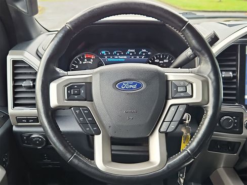 Used 2022 Ford F350 Lariat w/ FX4 Off-Road Package image 22