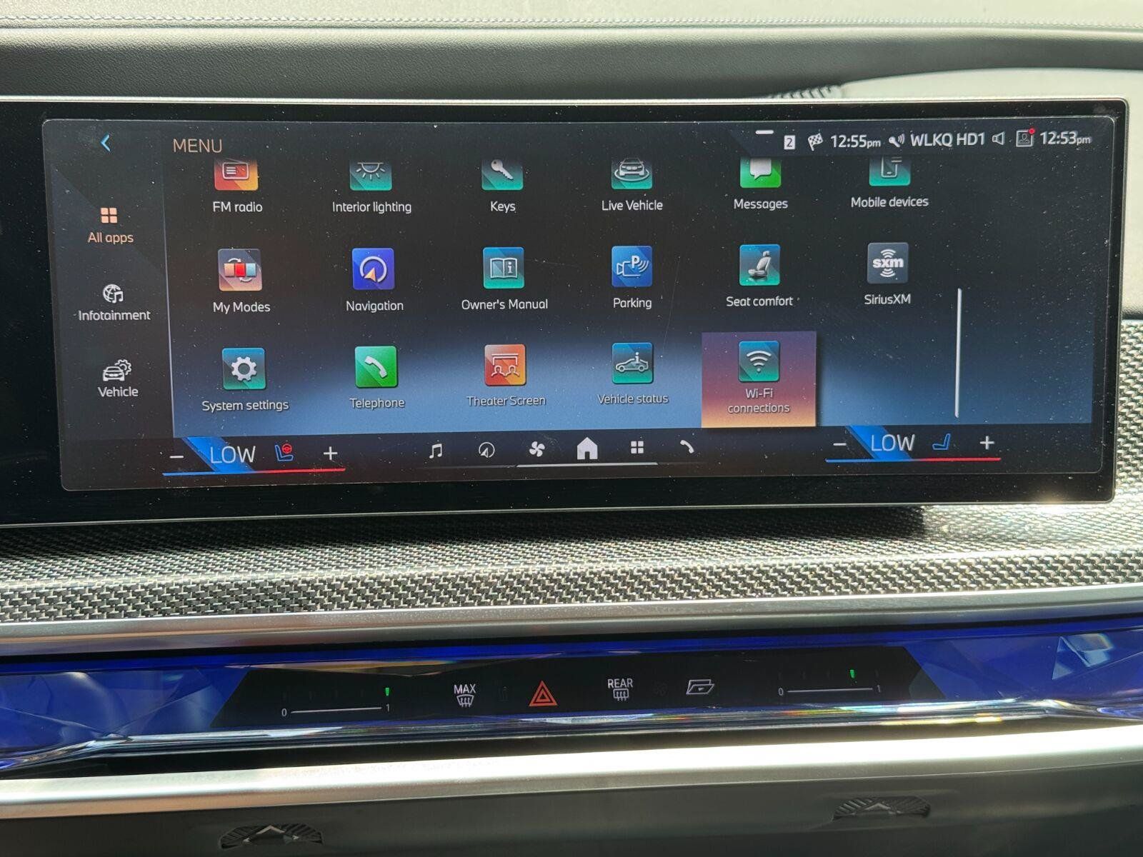 Used 2024 BMW i7 eDrive50 w/ M Sport Package RWD image 28