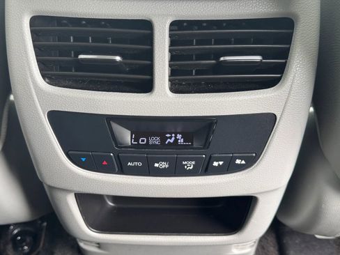 Used 2016 Acura MDX SH-AWD w/ Technology Package image 21