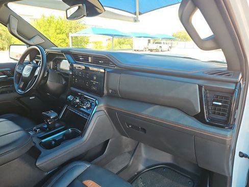 Certified 2026 GMC Sierra 1500 AT4 AWD/4WD image 22