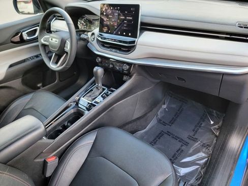 Certified 2023 Jeep Compass Limited AWD/4WD image 25