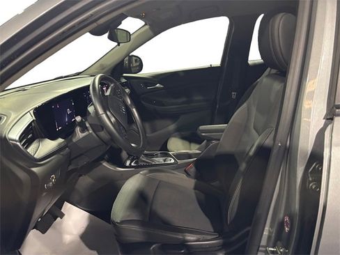 Used 2024 Buick Encore GX Preferred image 9