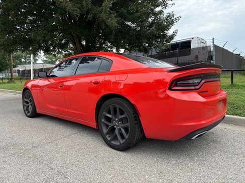Used 2021 Dodge Charger SXT w/ Blacktop Package RWD image 7