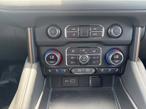 Used 2023 Chevrolet Tahoe High Country image 26