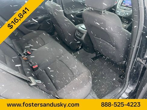 Used 2022 Chevrolet Malibu LT FWD image 19