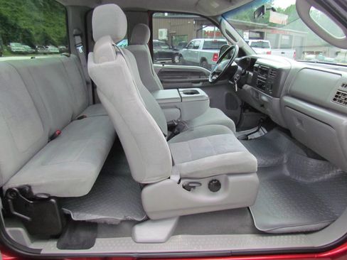 Used 2003 Ford F250 XLT image 12