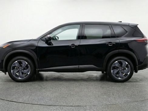 Used 2025 Nissan Rogue SV FWD image 5