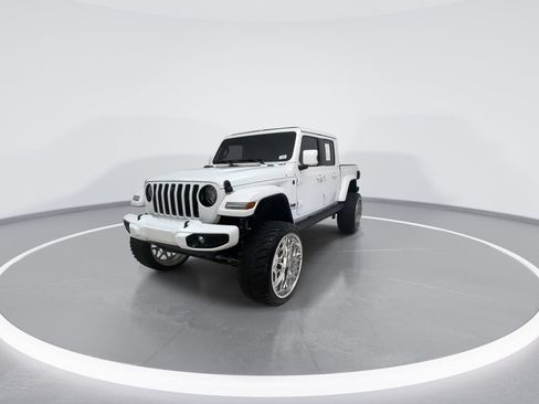 Used 2021 Jeep Gladiator Overland AWD/4WD image 5