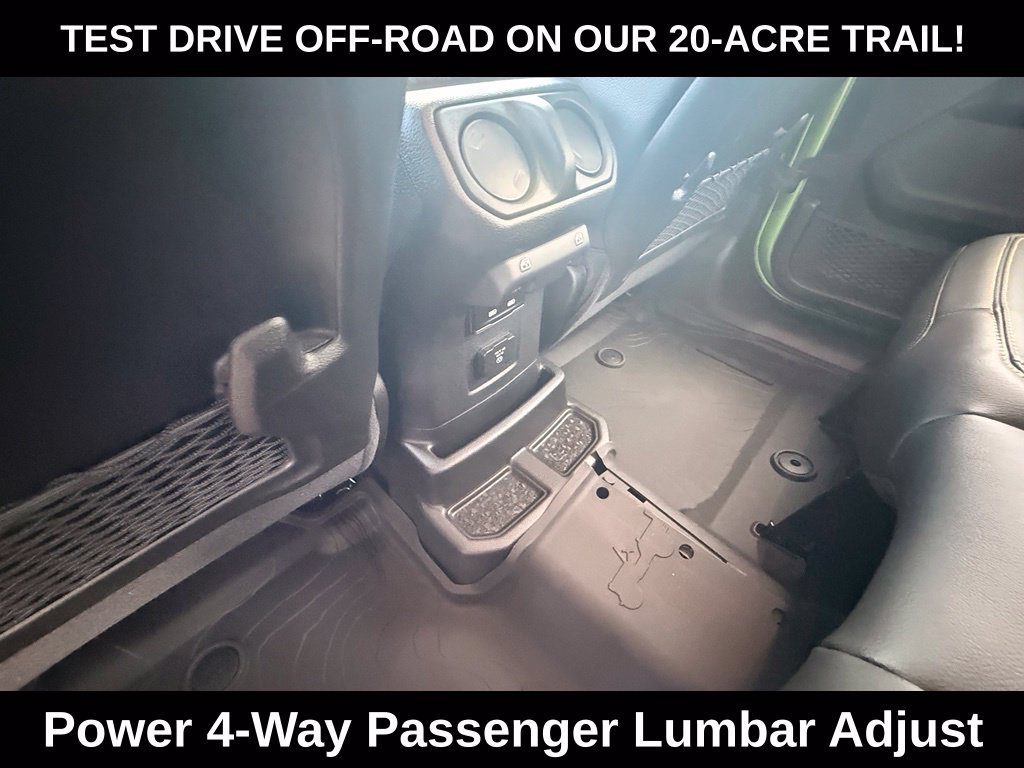 New 2026 Jeep Wrangler Unlimited Sahara AWD/4WD image 28