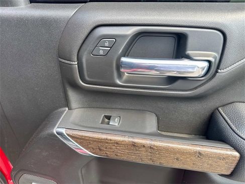 Used 2021 GMC Sierra 2500 Denali w/ Denali Ultimate Package image 18