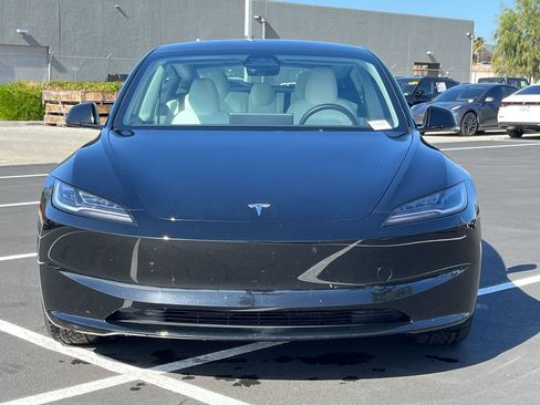 Used 2025 Tesla Model 3 Long Range image 3