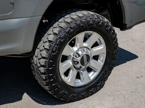 Used 2019 Ford F250 Platinum w/ Platinum Ultimate Package image 65