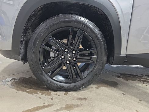 Certified 2024 Chevrolet Trax ACTIV w/ Sunroof Package image 36