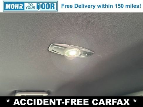 Used 2021 Ford Edge ST image 33