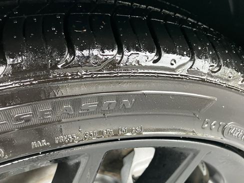 Used 2025 Honda Civic Sport image 12