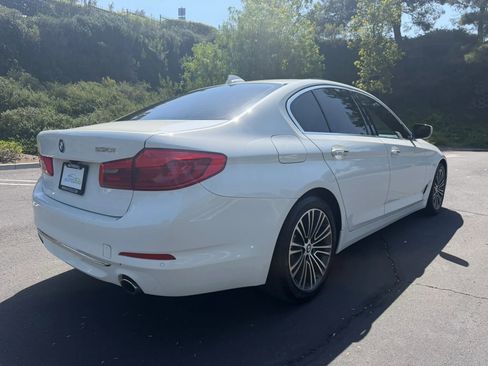 Used 2017 BMW 530i RWD image 5