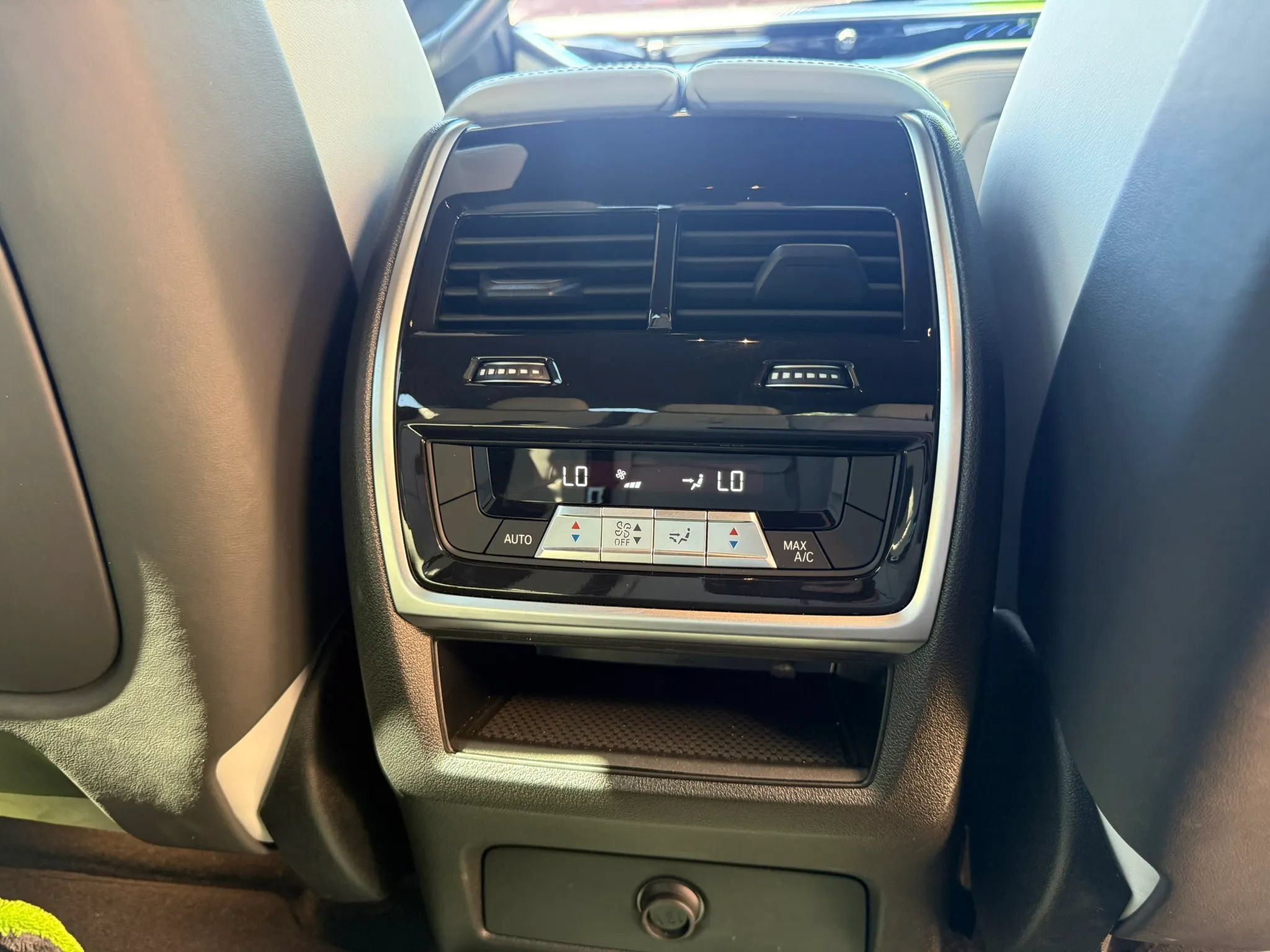 Used 2024 BMW X6 M Competition AWD/4WD image 19