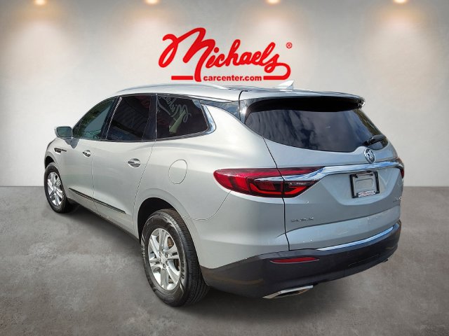 Used 2018 Buick Enclave Essence FWD image 4