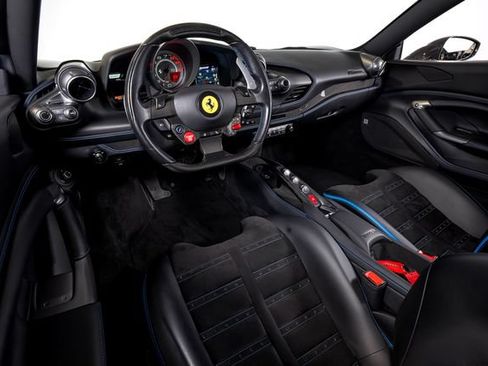 Certified 2022 Ferrari F8 Tributo RWD image 29