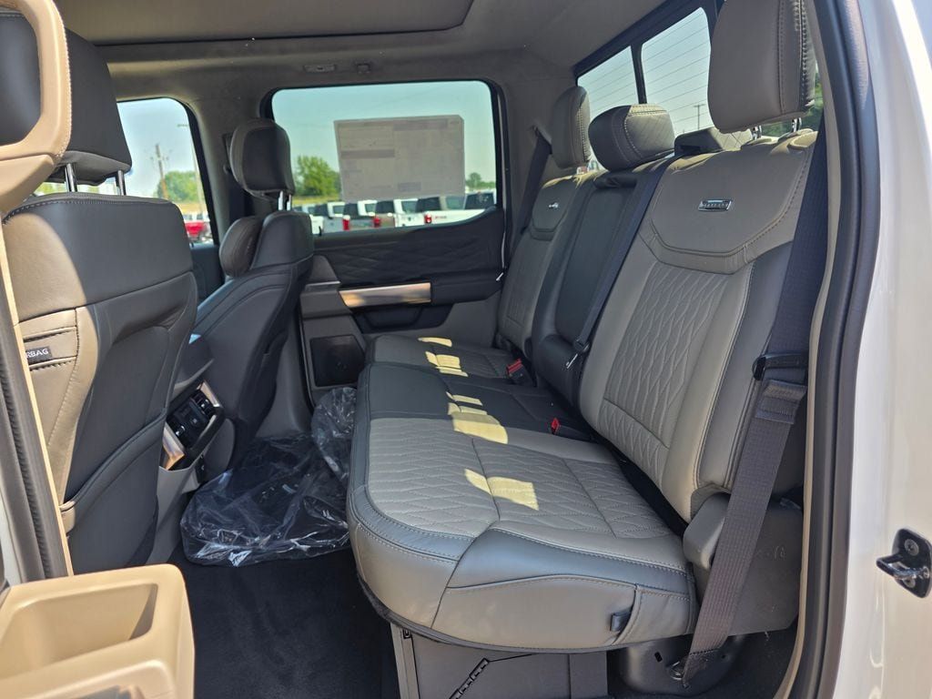 New 2026 Ford F350 Platinum w/ Platinum Plus Package AWD/4WD image 6
